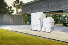 保持熱愛，奔赴山海，我們在路上